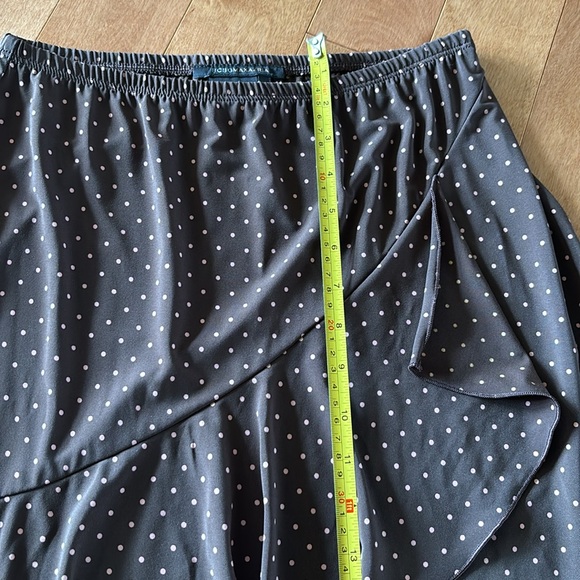 Cocoa brow with pink polka dots skirt BCBG Maxazria Sz Small - Picture 5 of 16